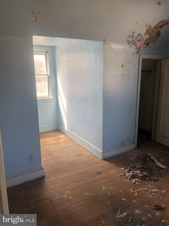 Photo of 4104 TORQUE STREET