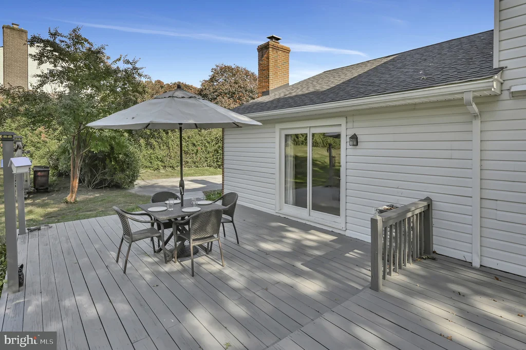 Photo of 19 TENBY CHASE DRIVE