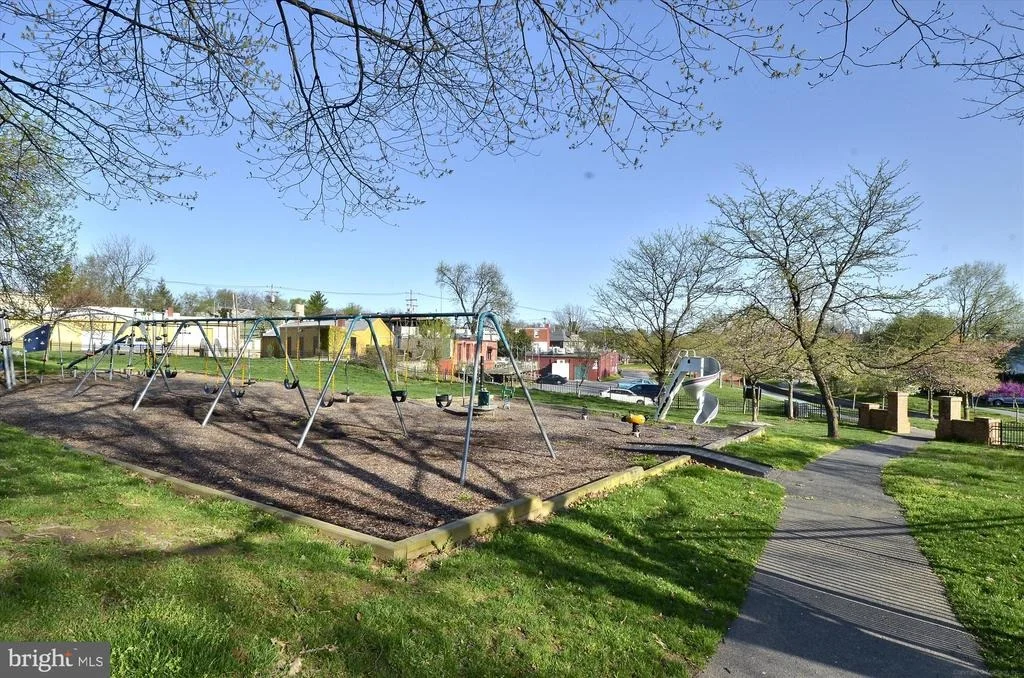 Photo of 702 MIDWAY DRIVE
