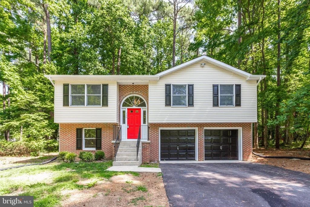 Photo of 730 OX BOW LANE