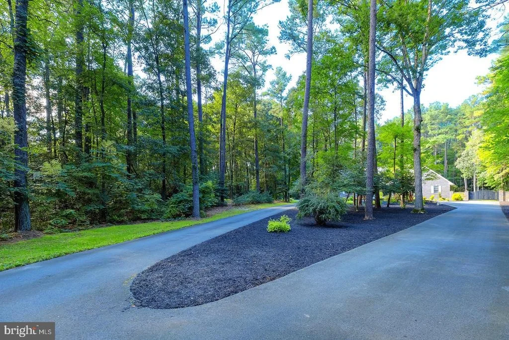 Photo of 22095 WILSON ROAD