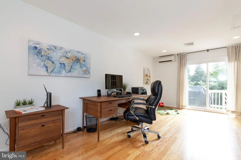 Photo of 10125 GLENMERE ROAD