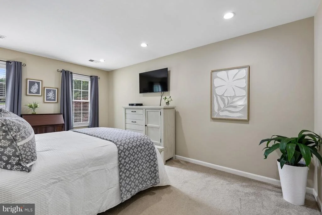 Photo of 9200 WYETH LANE