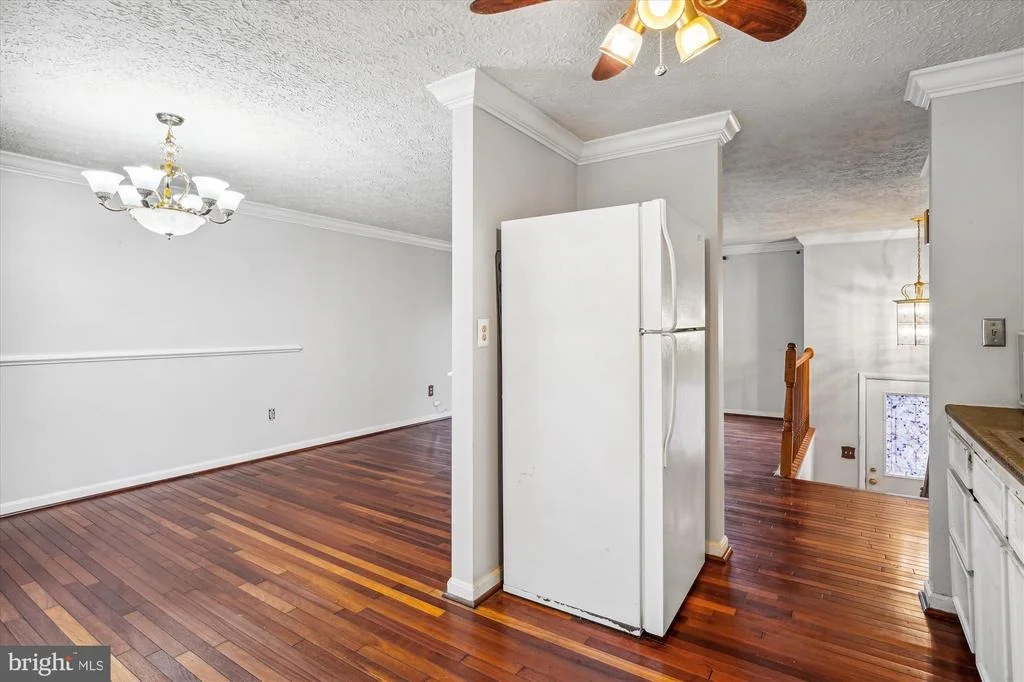 Photo of 19013 PERRONE DRIVE