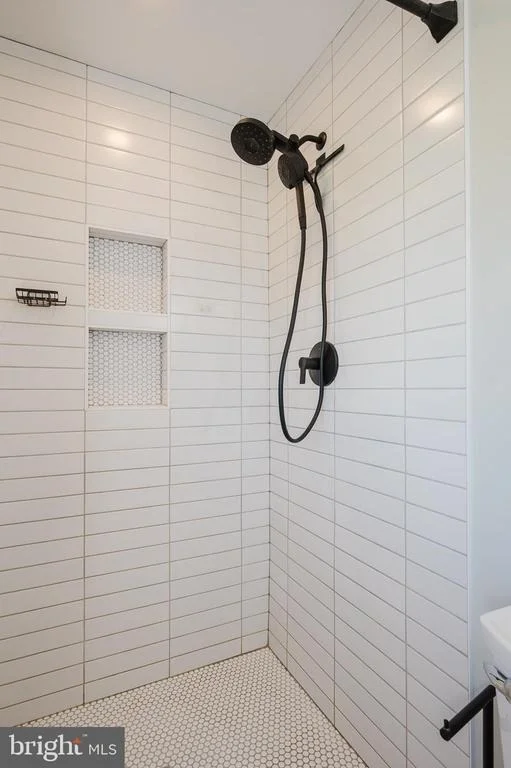 Photo of 2405 CLARET DRIVE