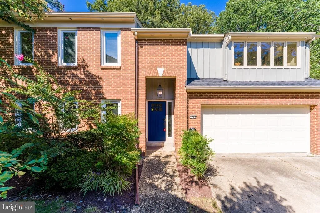 Photo of 1709 MAPLE HILL PLACE
