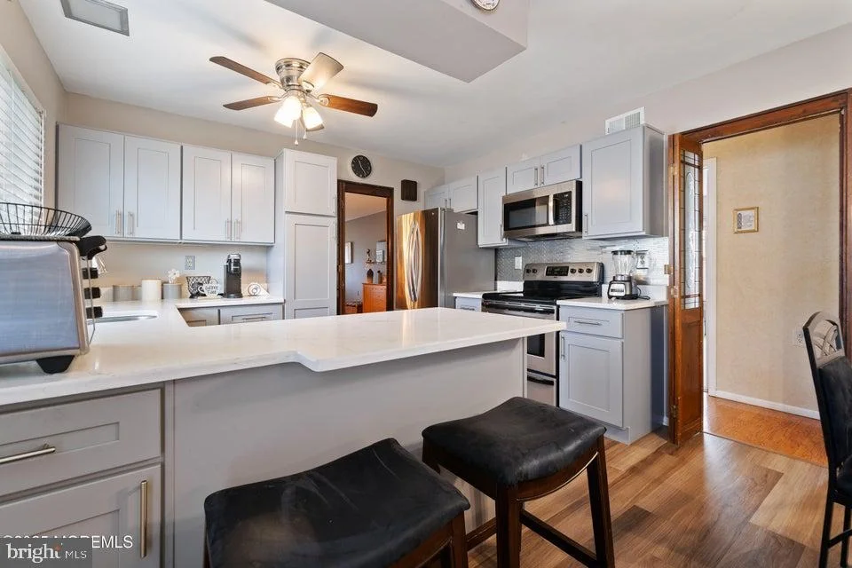 Photo of 73 REDHILL