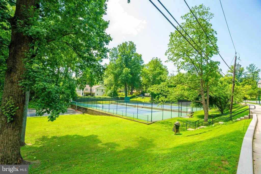 Photo of 4320 IVY GLEN ROAD