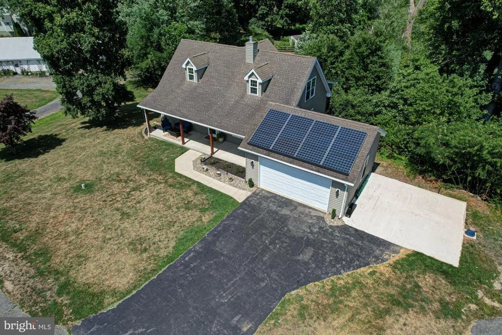 Photo of 119 N MEADOW DRIVE
