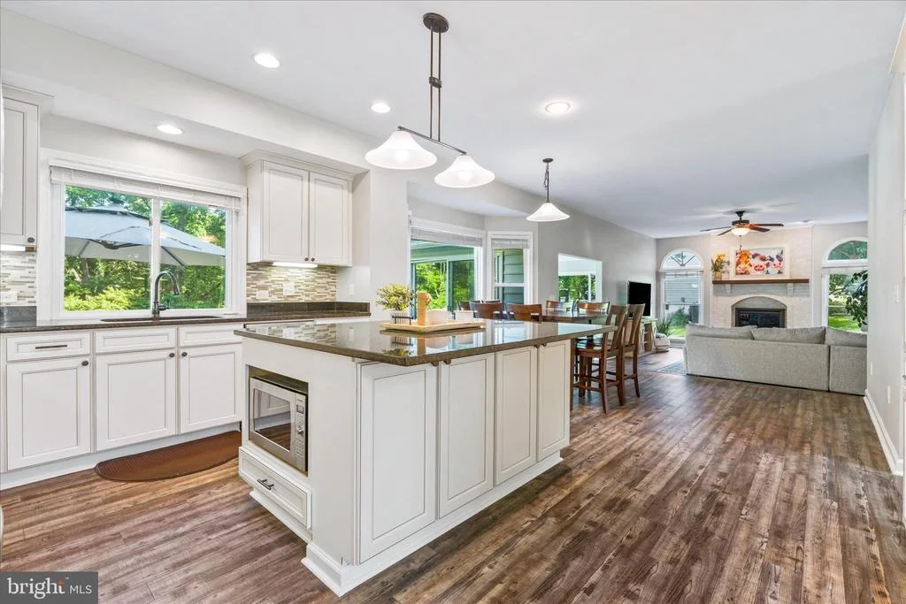 Photo of 9009 SHADYBROOK DRIVE