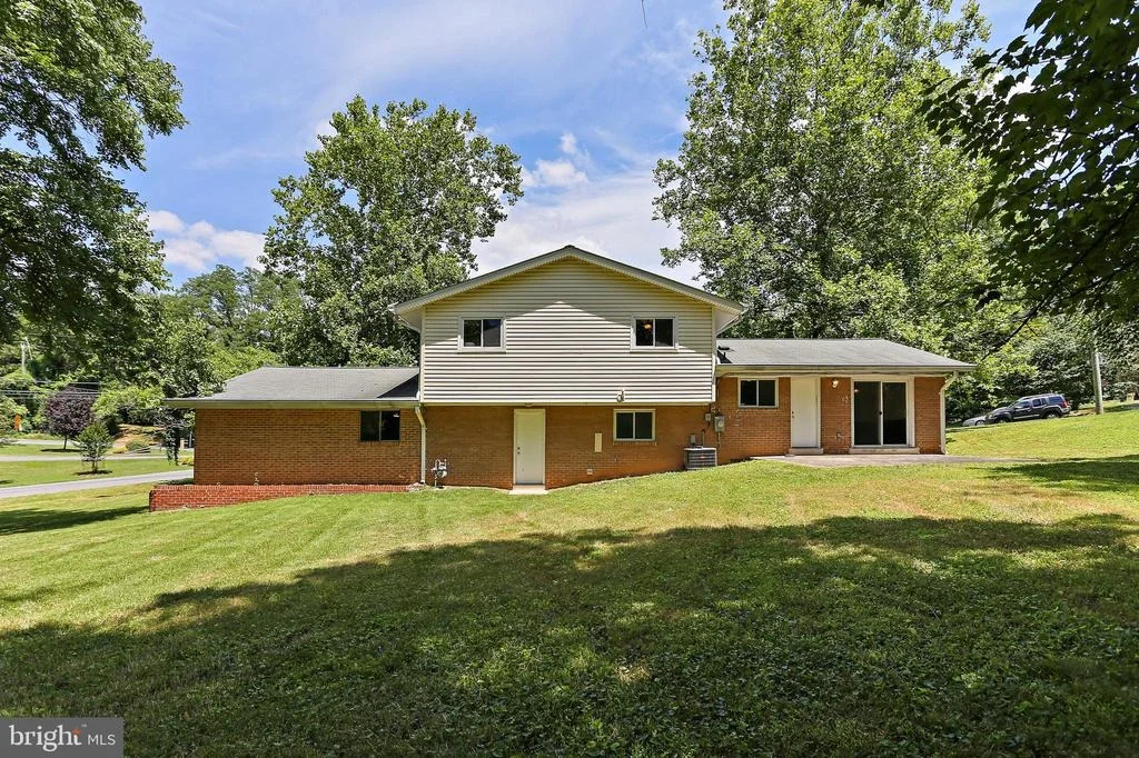 Photo of 13324 SHERWOOD FOREST DRIVE