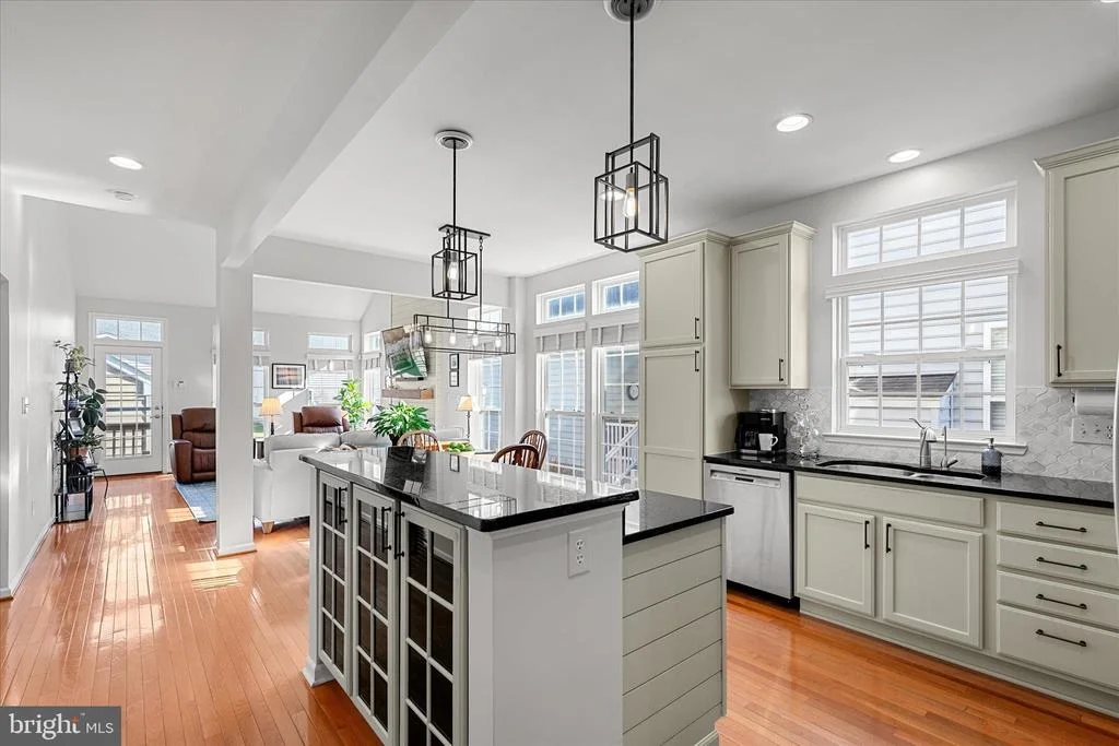 Photo of 301 ADELAIDE DRIVE