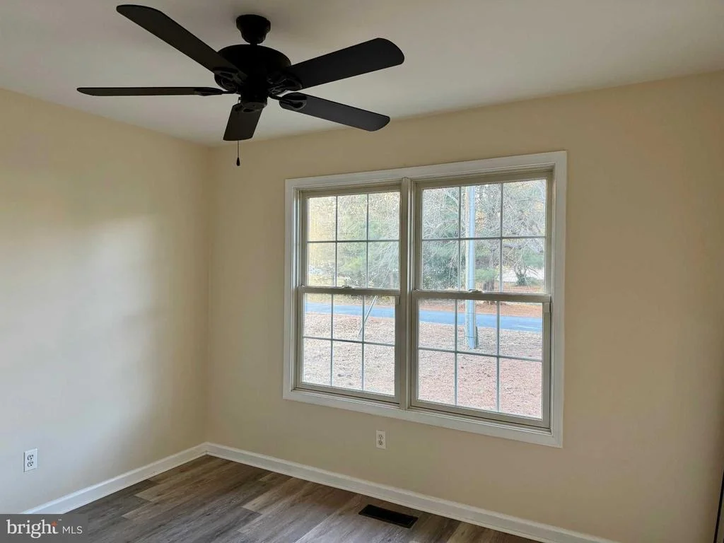 Photo of 22161 THOMPSON PARKWAY