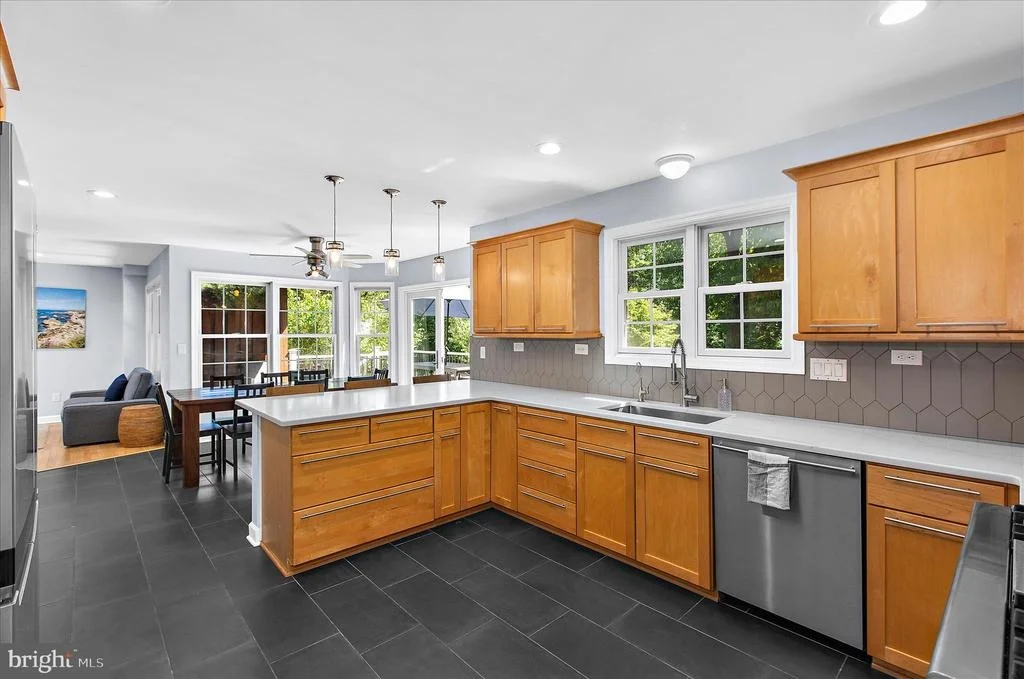 Photo of 102 BREWER AVENUE