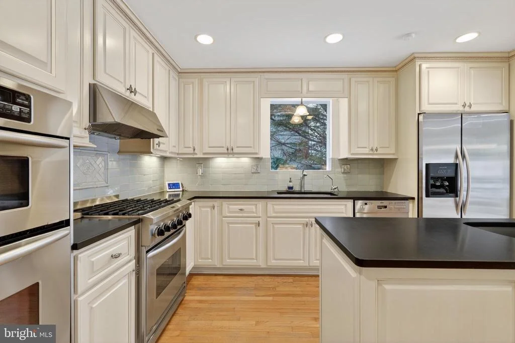 Photo of 2238 47TH STREET NW