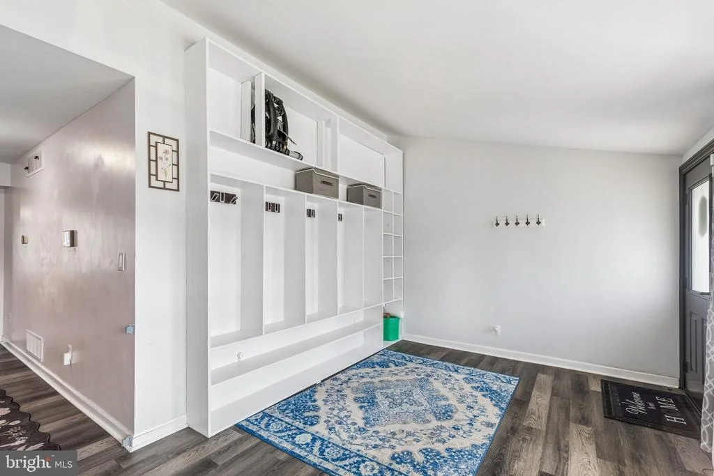 Photo of 35 INDIAN QUEEN LANE