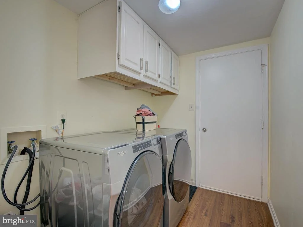 Photo of 11769 HOLLYVIEW DRIVE