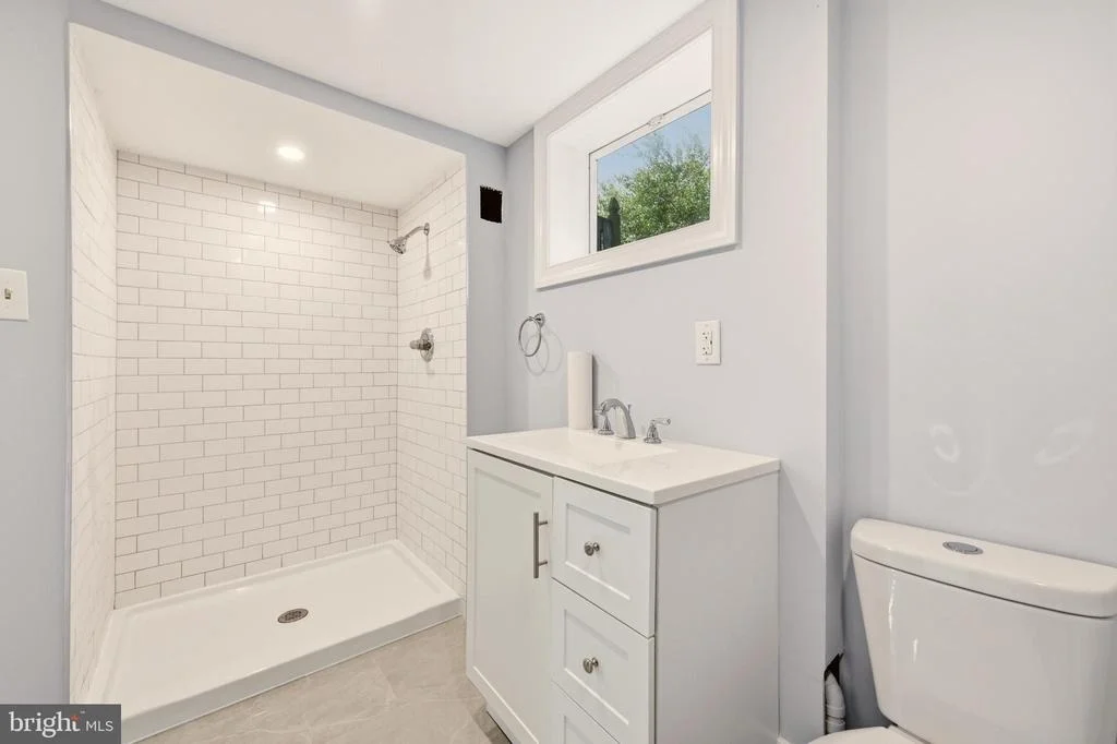 Photo of 124 DINKLE DRIVE