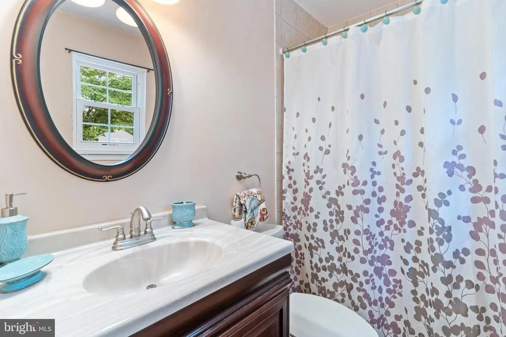 Photo of 11219 LAKEVIEW DRIVE