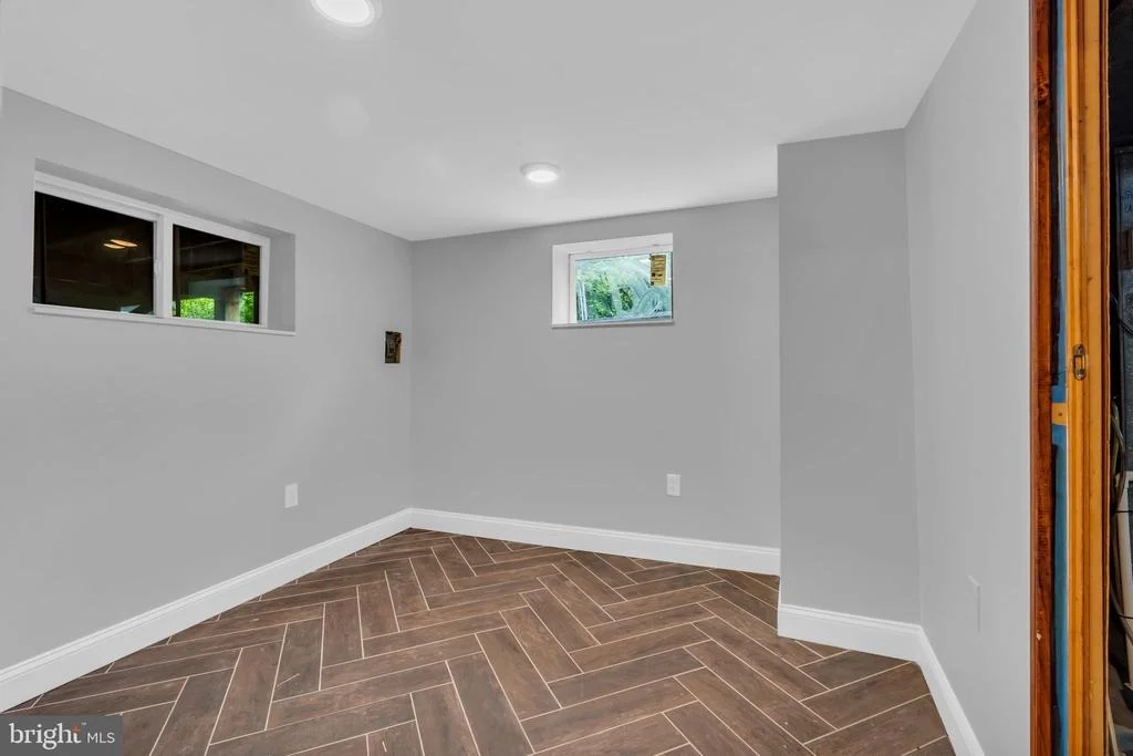 Photo of 6809 BRADDOCK ROAD