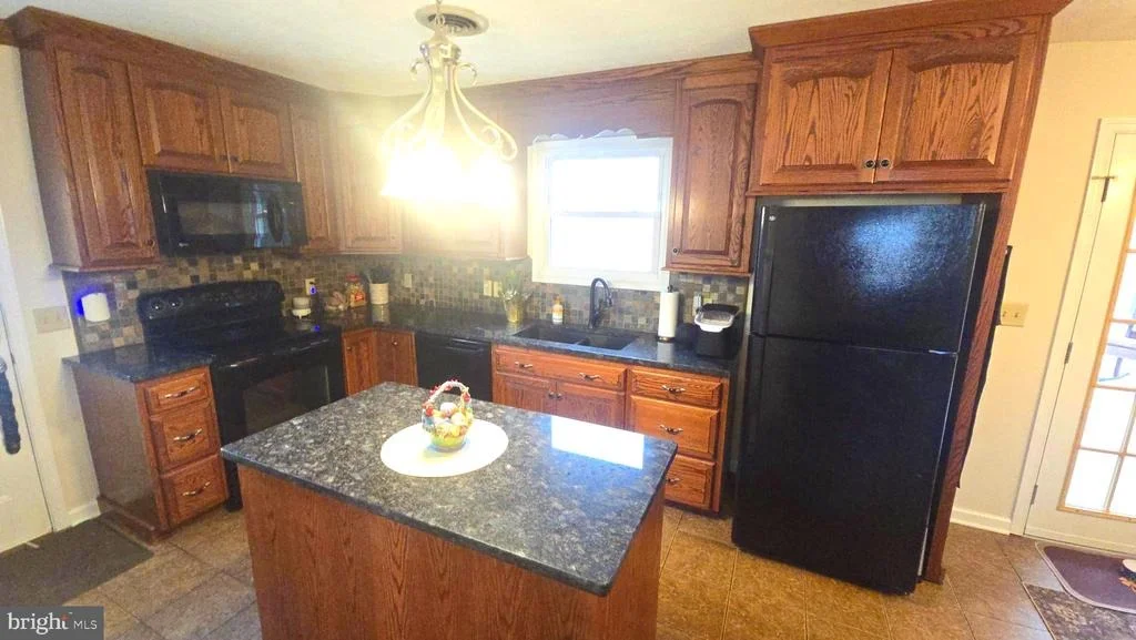 Photo of 60 CASSIE DRIVE