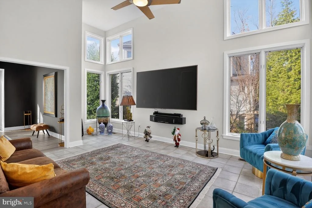 Photo of 11300 WATER POINTE CIRCLE