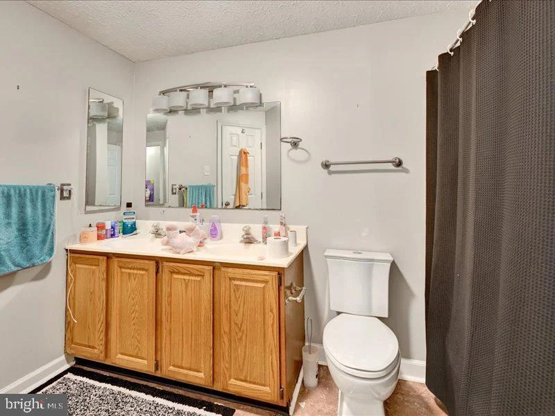 Photo of Unit 209C at 209 OAK LEAF CIRCLE