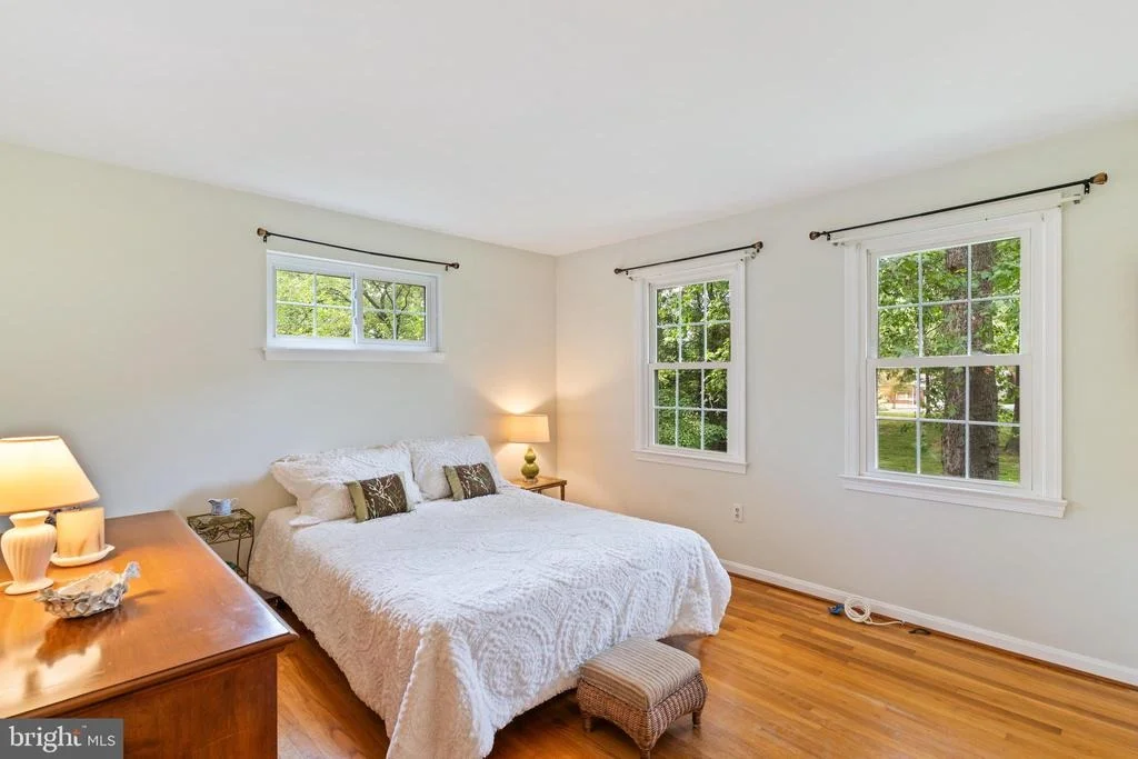 Photo of 11219 LAKEVIEW DRIVE