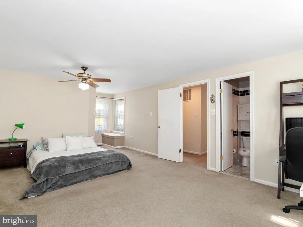 Photo of 2339 DECKMAN LANE