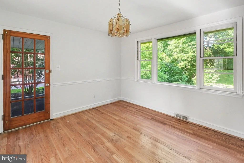 Photo of 1202 HILLSIDE BOULEVARD