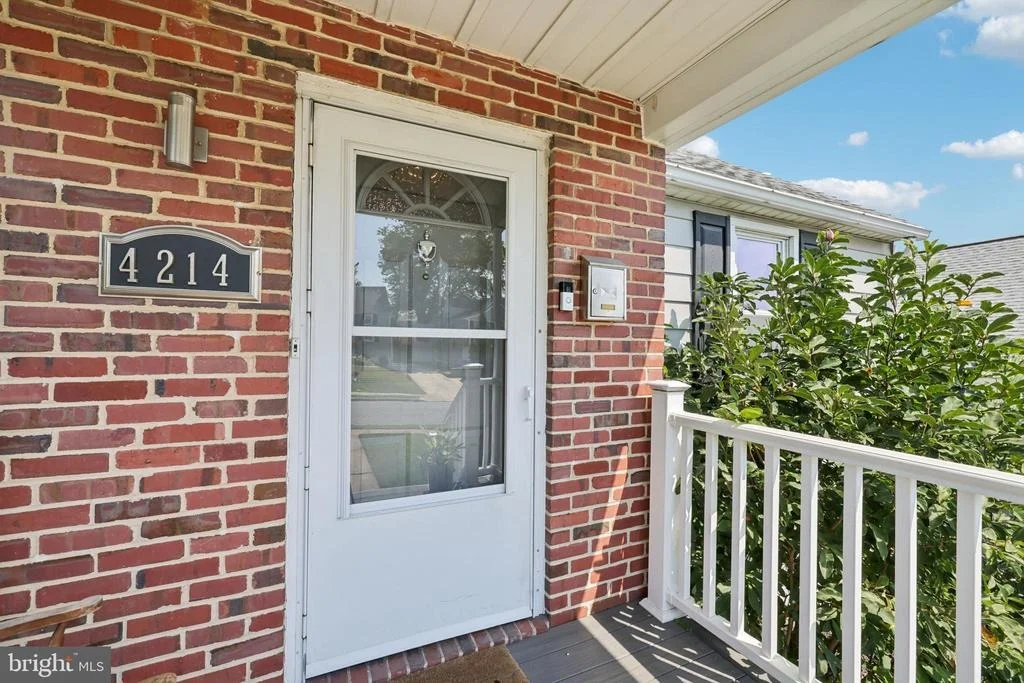 Photo of 4214 THORNCLIFF ROAD