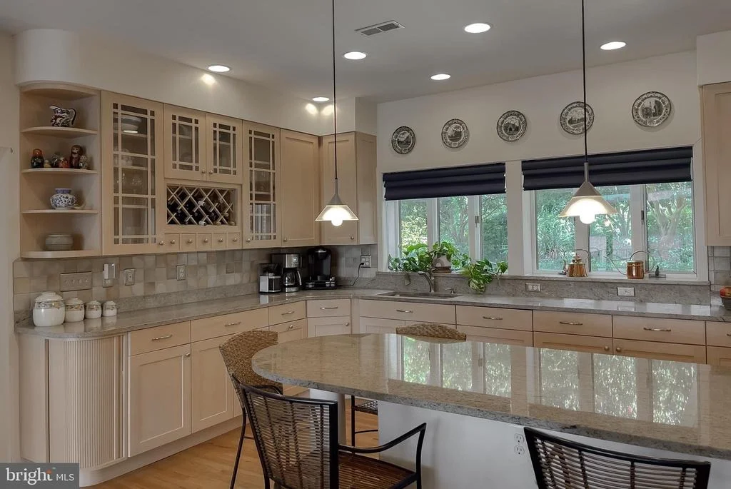 Photo of 369 DEER DRIVE