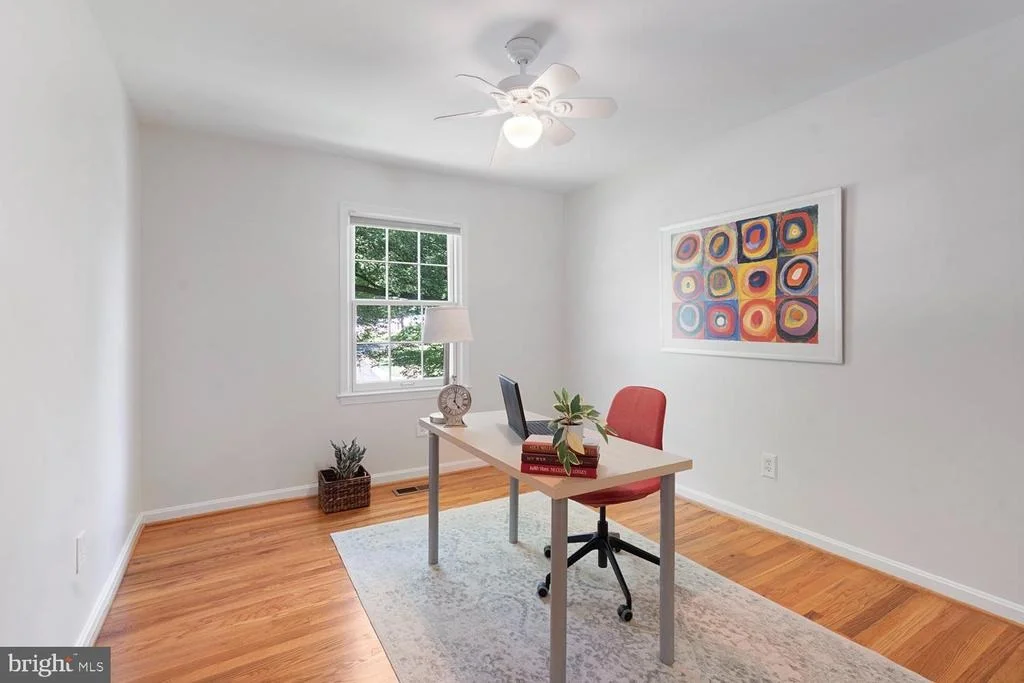 Photo of 9501 WALLINGFORD DRIVE