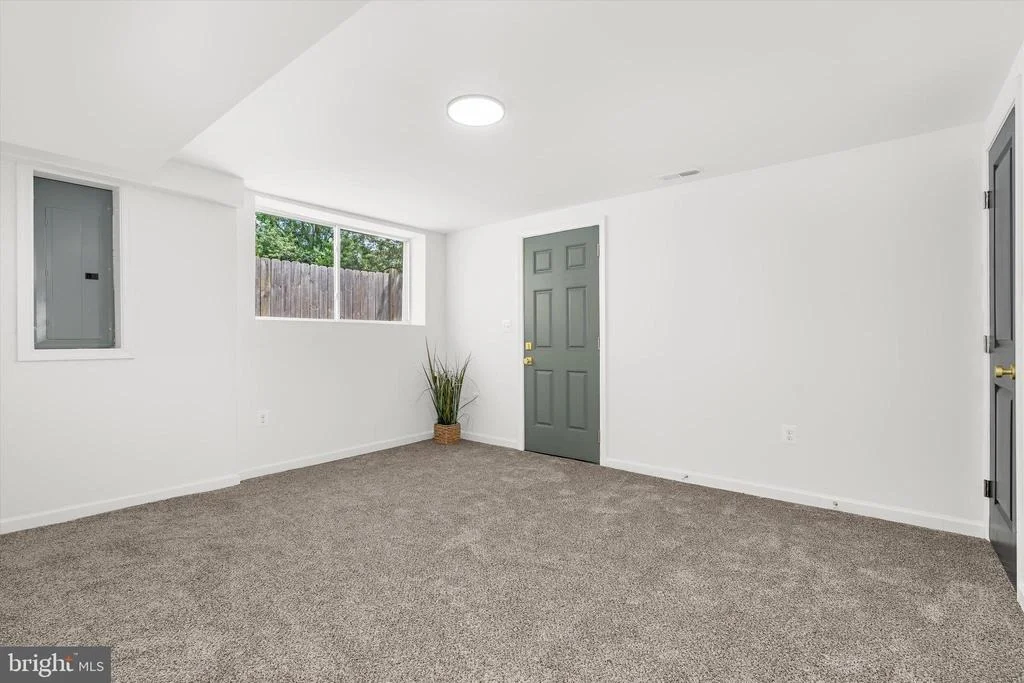 Photo of 4809 70TH PLACE