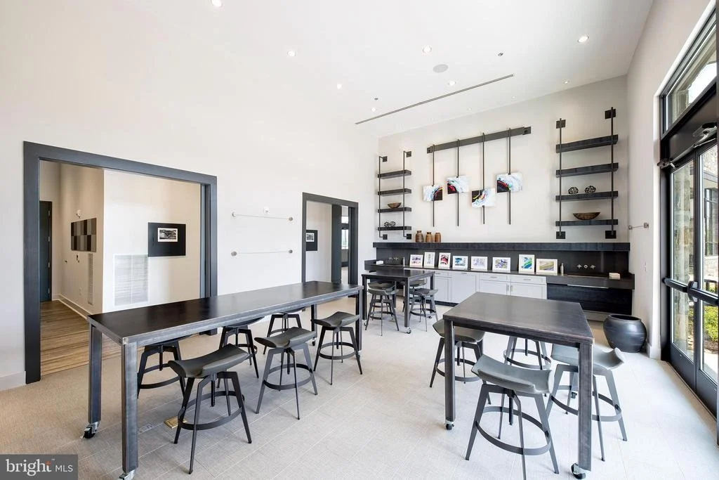 Photo of 42863 BEAVER CROSSING SQUARE