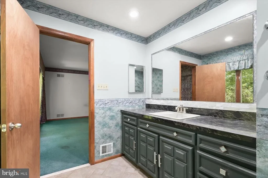 Photo of 13922 WAYSIDE DRIVE