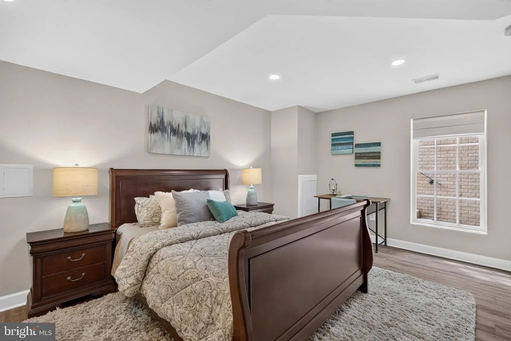 Photo of 6518 DEBHILL LANE