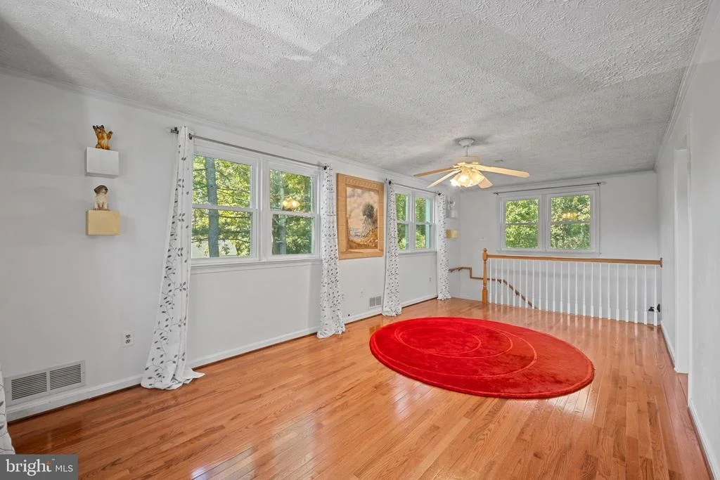 Photo of 23439 WATSON ROAD