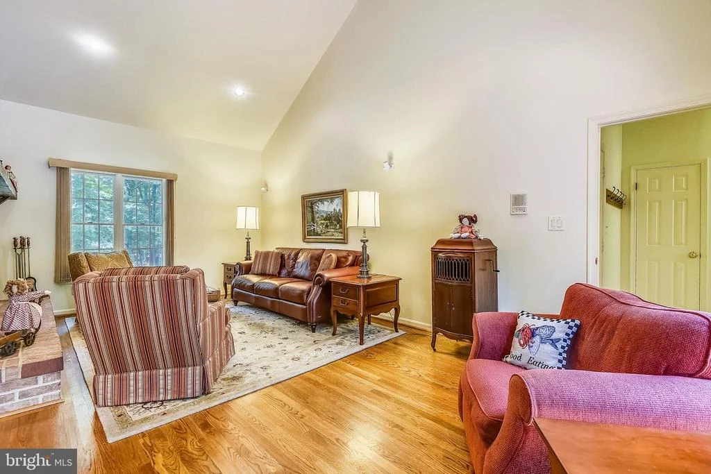 Photo of 7700 WARFIELD ROAD