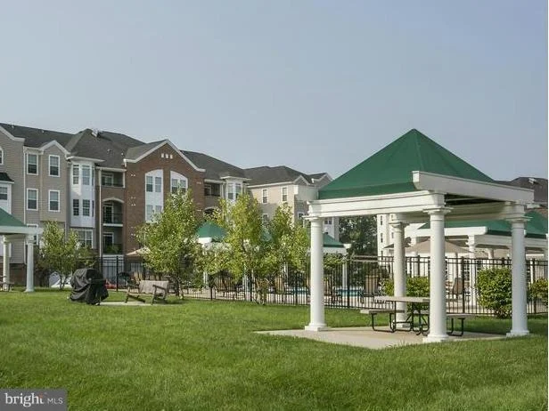 Photo of Unit 208 at 7305 MAPLECREST ROAD