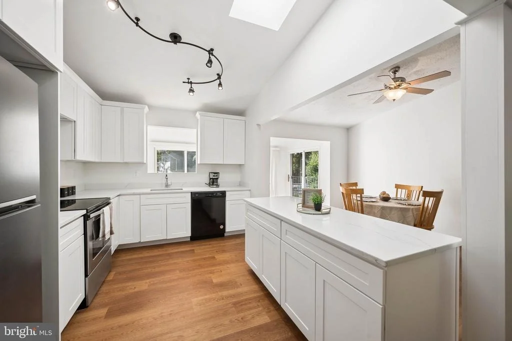 Photo of 1365 MOYER ROAD