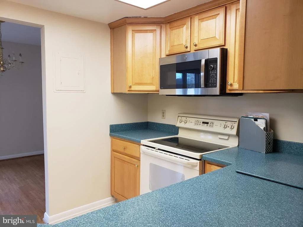 Photo of Unit 72D at 3600 GLENEAGLES DRIVE