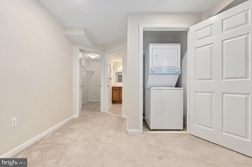 Photo of 6152 MONTGOMERY ROAD