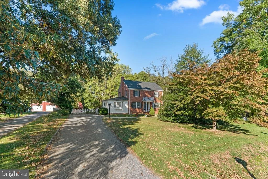 Photo of 7908 BROOKLYN BRIDGE ROAD