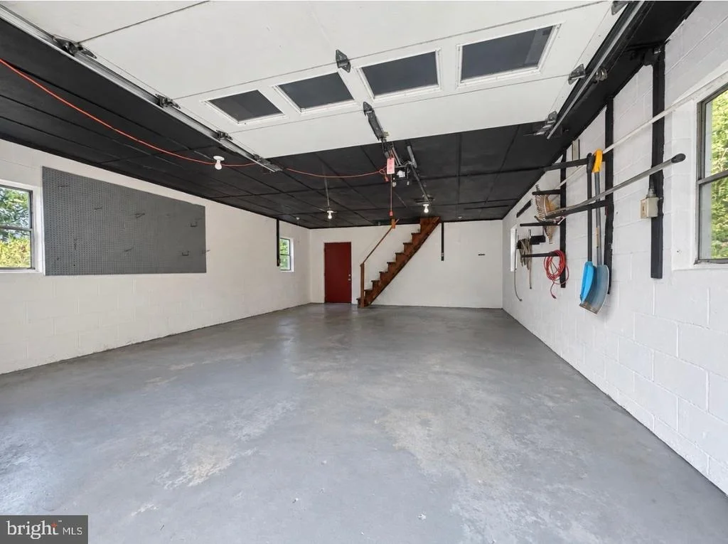 Photo of 8921 YELLOW SPRINGS ROAD