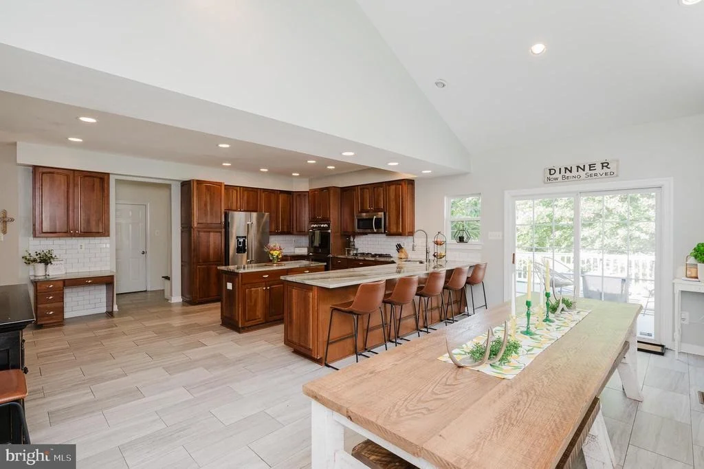Photo of 2320 QUEENSBURY DRIVE