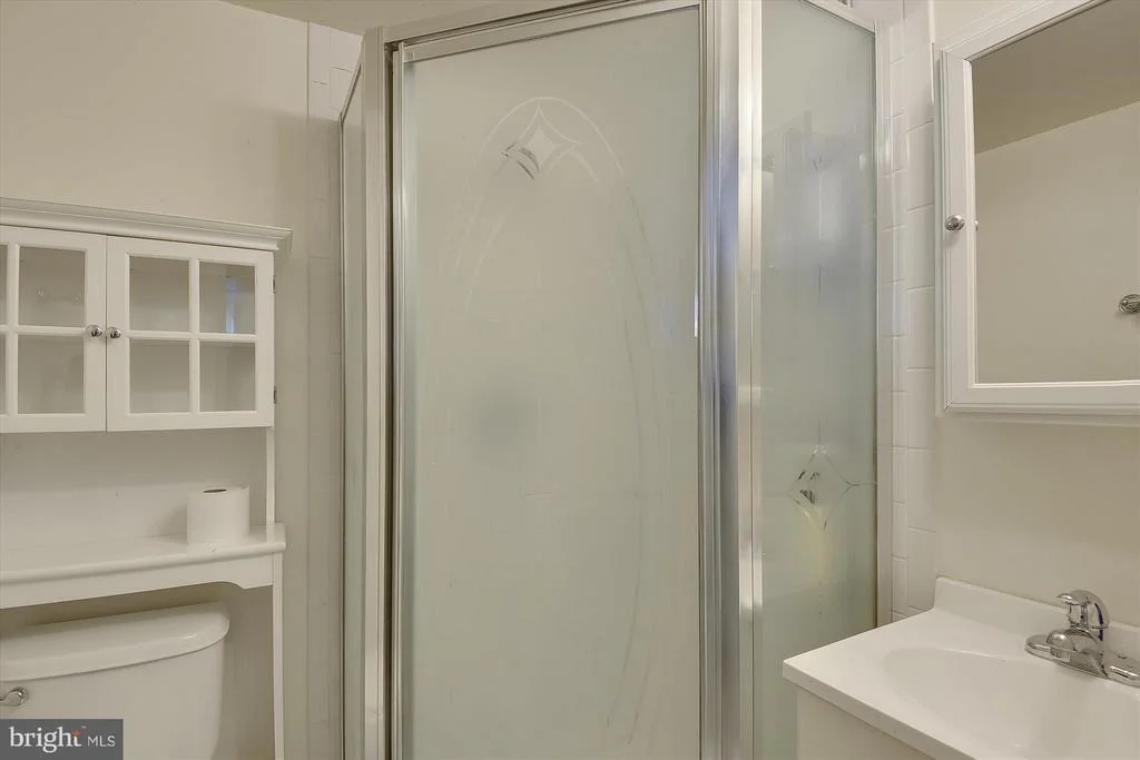 Photo of 8305 RAYMOND LANE