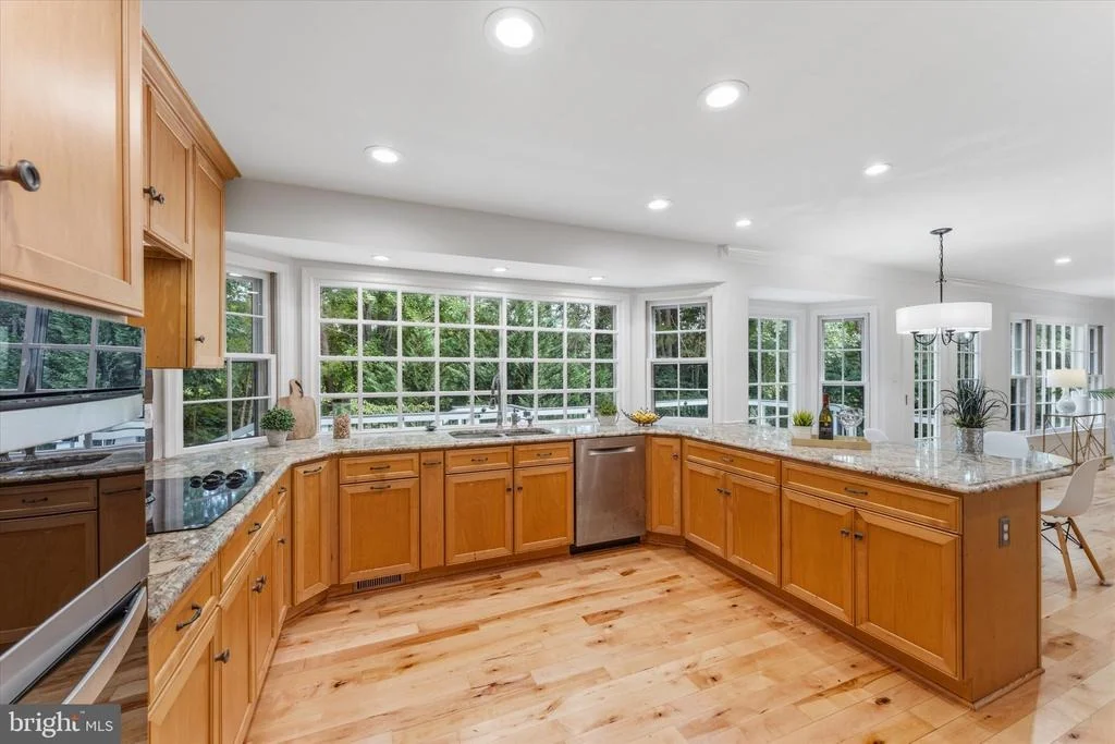 Photo of 15251 EAGLE TAVERN WAY