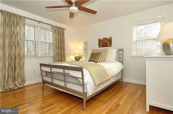 Photo of 1130 CAMERON ROAD