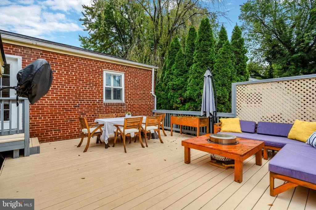 Photo of 3907 FAIRVIEW DRIVE